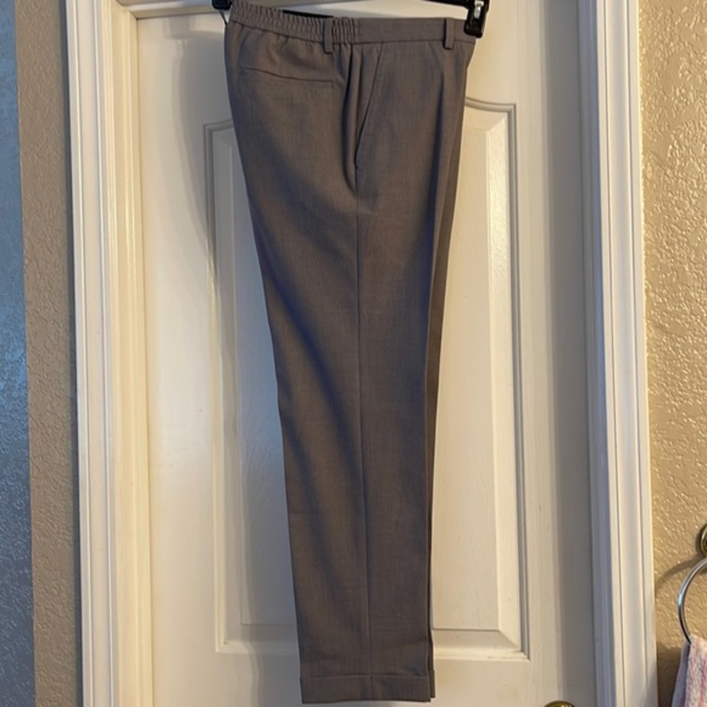 NWT Bar III men pants, size 32W X 32L
